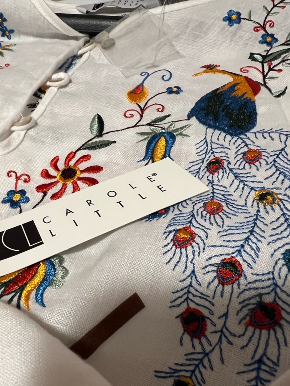 Carole Little White Linen Embroidered Peacock Boho Peasant Blouse Peacock Motif - Picture 10 of 10